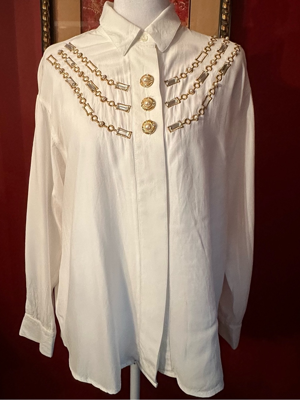 Elegant Cache White Blouse with Gold Chain Embellishment